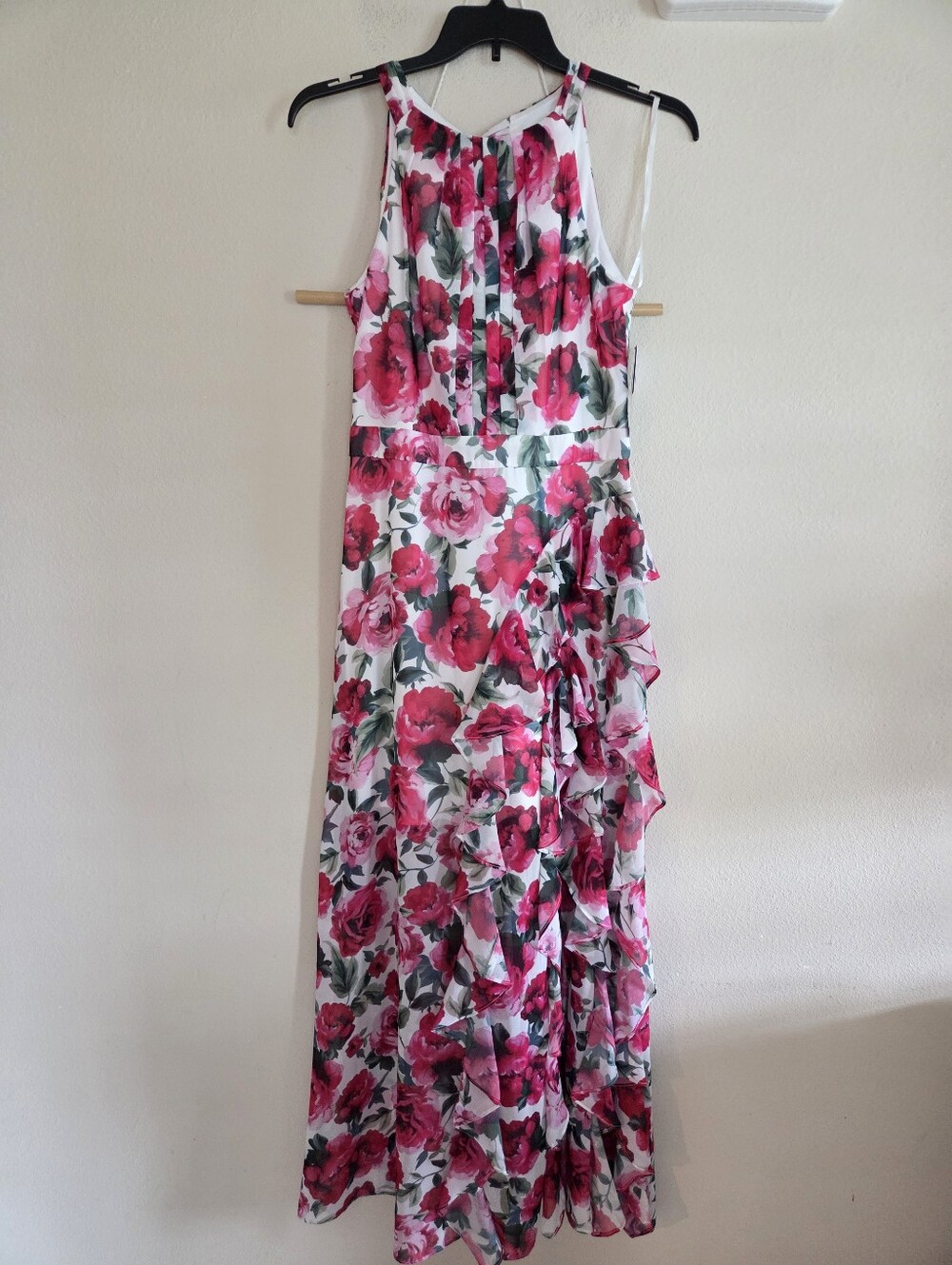 Betsy & Adam Women's Floral Print Ruffled Sleeveless Gown Size 10 NWT - Picture 2 of 14